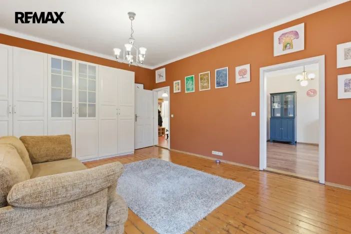 Prodej bytu 4+1, Karlovy Vary, Ondříčkova, 87 m2