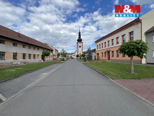 Prodej rodinného domu, Měrovice nad Hanou, 256 m2