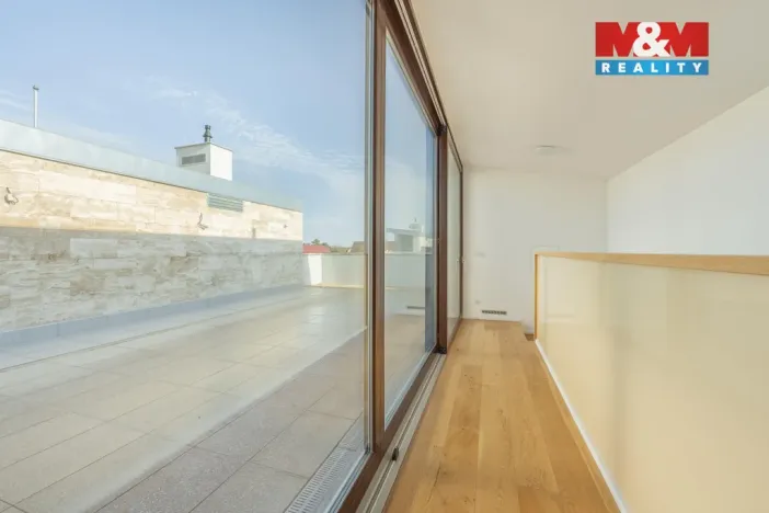 Prodej rodinného domu, Praha - Libuš, V Hrobech, 279 m2