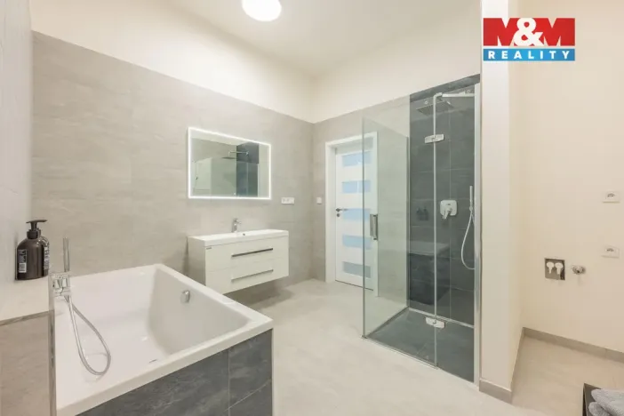 Prodej bytu 3+1, Praha - Vinohrady, Balbínova, 96 m2