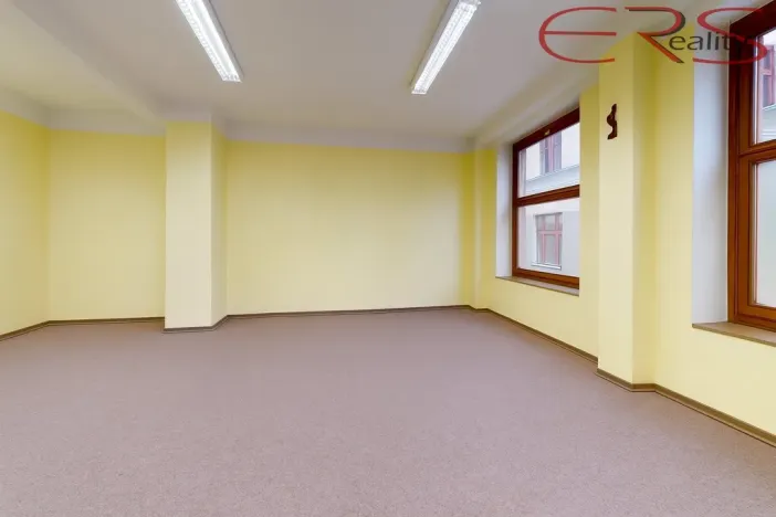 Pronájem obchodního prostoru, Jablonec nad Nisou, Antonína Chvojky, 42 m2