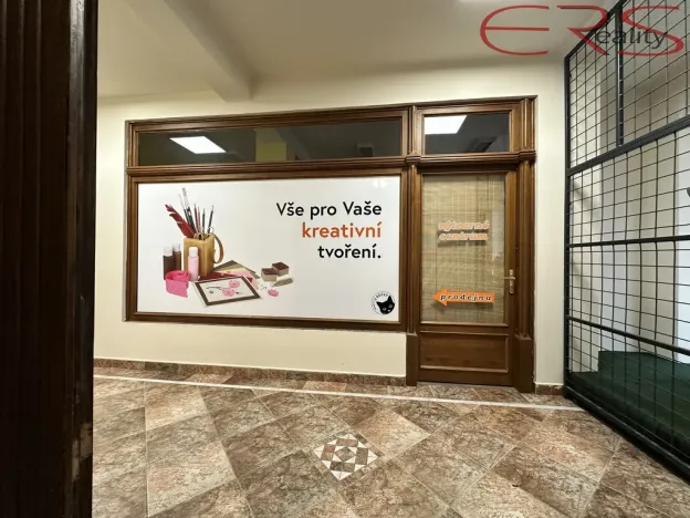 Pronájem obchodního prostoru, Jablonec nad Nisou, Antonína Chvojky, 42 m2