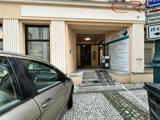 Pronájem obchodního prostoru, Jablonec nad Nisou, Antonína Chvojky, 42 m2