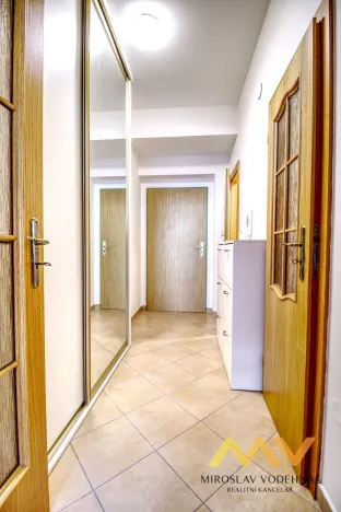 Pronájem bytu 2+kk, Hradec Králové, Československé armády, 58 m2