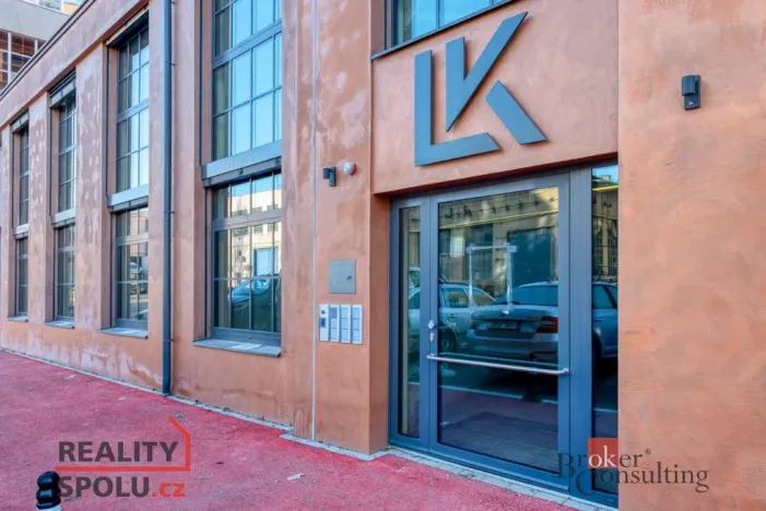 Pronájem bytu 2+kk, Praha - Vysočany, Kolbenova, 54 m2