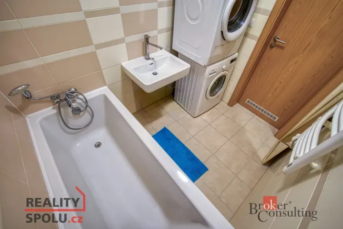 Prodej bytu 2+kk, Praha - Nusle, Kloboučnická, 54 m2