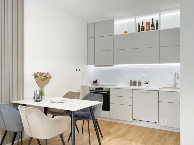 Pronájem bytu 2+kk, Praha, Armády, 53 m2