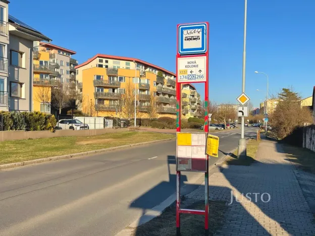 Pronájem bytu 2+kk, Praha, Armády, 53 m2