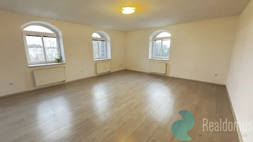 Pronájem bytu 2+1, Včelná, 79 m2