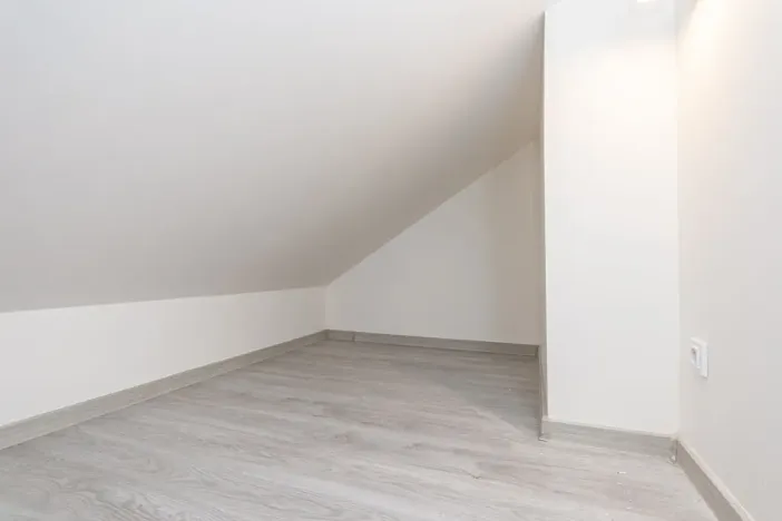 Pronájem bytu 1+kk, Praha - Vršovice, Košická, 35 m2