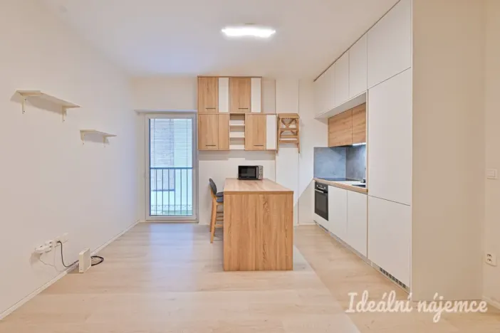 Pronájem bytu 2+kk, Brno - Zábrdovice, Přadlácká, 49 m2