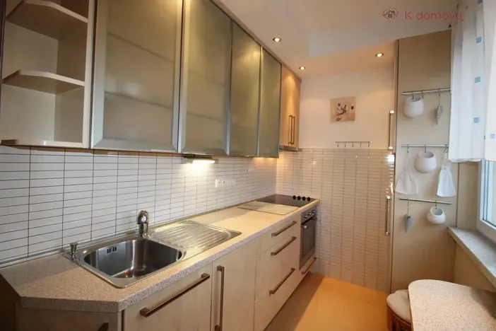 Pronájem bytu 3+1, Zlín, Mlýnská, 68 m2