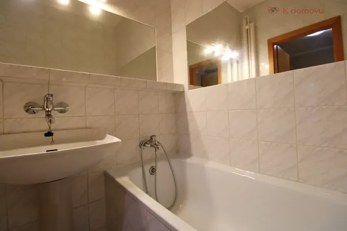 Pronájem bytu 3+1, Zlín, Mlýnská, 68 m2