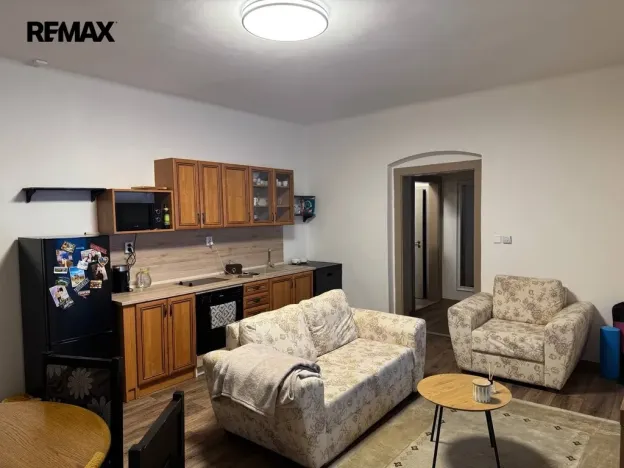 Pronájem bytu 3+kk, Karlovy Vary - Dvory, Chebská, 60 m2