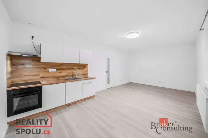 Pronájem bytu 1+kk, Břasy, 38 m2