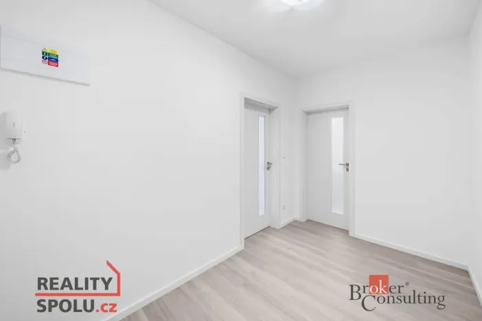 Pronájem bytu 1+kk, Břasy, 38 m2