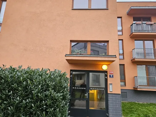 Pronájem bytu 2+kk, Říčany, Na Fialce, 48 m2