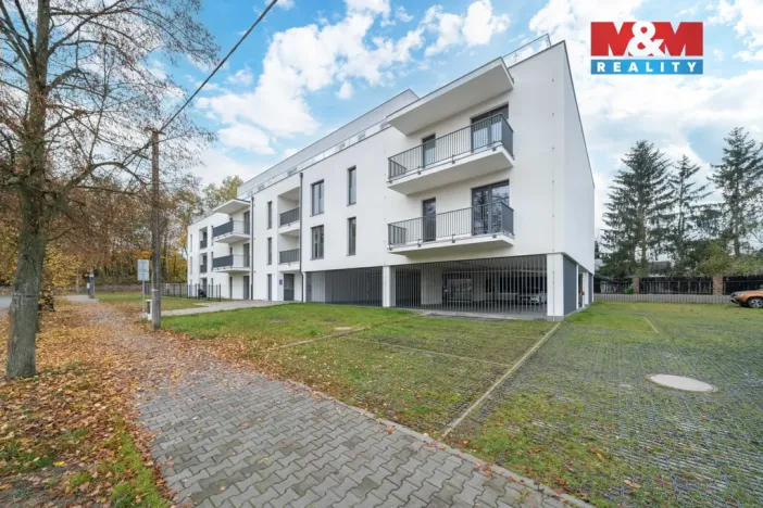 Pronájem bytu 1+kk, Třemošná, Školní, 32 m2