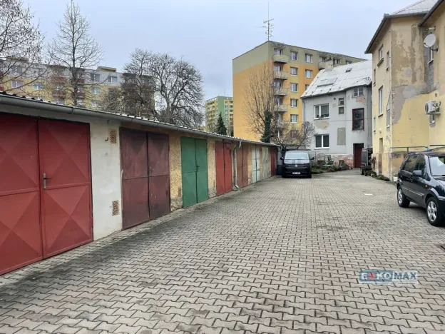 Pronájem garáže, Břeclav, náměstí Petra Bezruče, 16 m2
