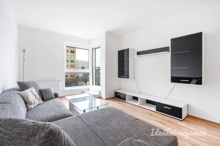 Pronájem bytu 2+1, Praha, Hornoměcholupská, 53 m2