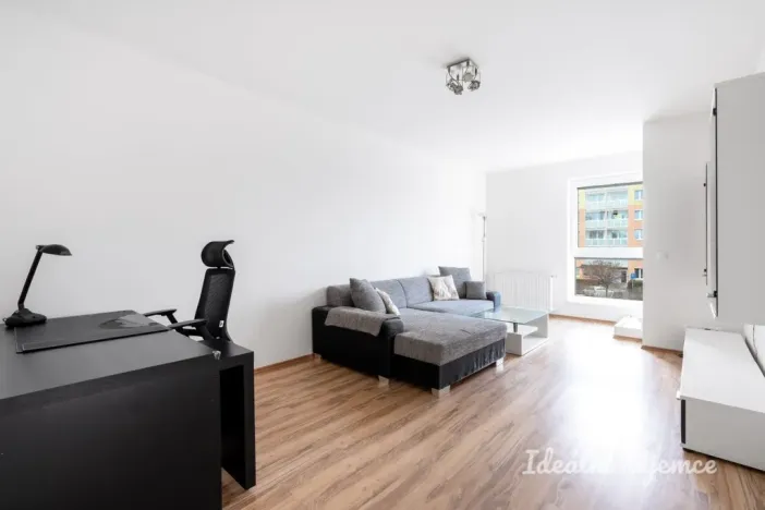 Pronájem bytu 2+1, Praha, Hornoměcholupská, 53 m2