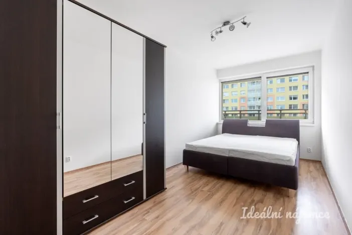 Pronájem bytu 2+1, Praha, Hornoměcholupská, 53 m2