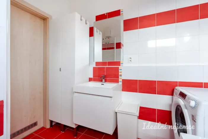 Pronájem bytu 2+1, Praha, Hornoměcholupská, 53 m2