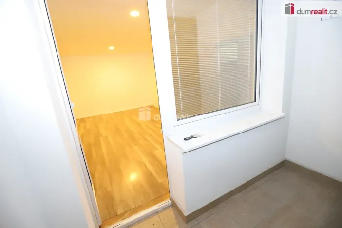 Pronájem bytu 2+kk, Karlovy Vary - Drahovice, Vrchlického, 56 m2