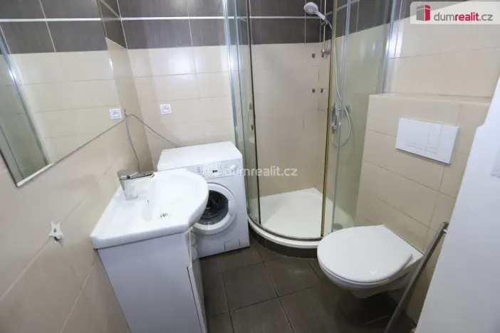 Pronájem bytu 2+kk, Karlovy Vary - Drahovice, Vrchlického, 56 m2