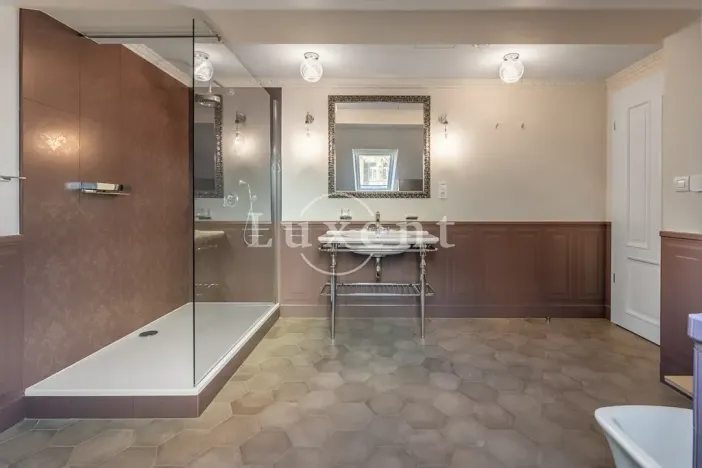 Prodej bytu 3+kk, Karlovy Vary, Vřídelní, 105 m2