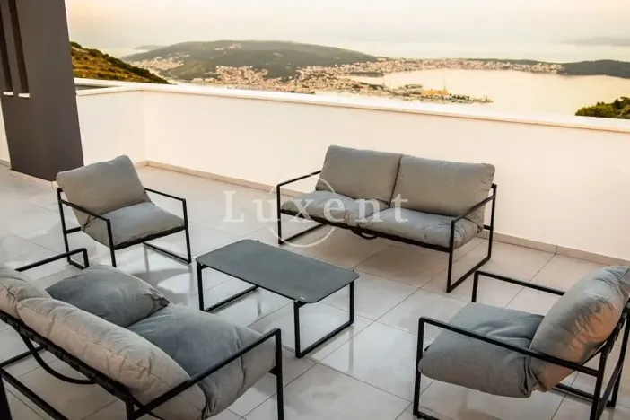 Prodej rodinného domu, Trogir, Chorvatsko, 320 m2