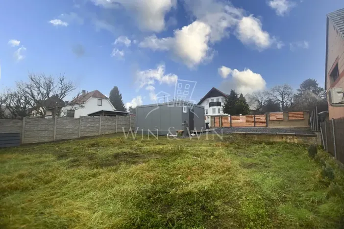 Prodej rodinného domu, Praha - Horní Počernice, bratranců Veverkových, 26 m2