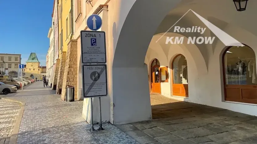 Pronájem obchodního prostoru, Kroměříž, Velké náměstí, 55 m2