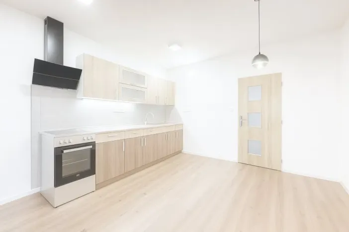 Pronájem bytu 2+kk, Ústí nad Labem, Všebořická, 60 m2