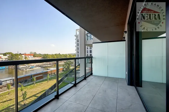 Pronájem bytu 2+kk, Praha - Holešovice, Jankovcova, 65 m2