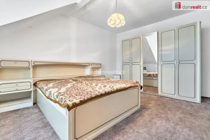 Prodej rodinného domu, Karlovy Vary - Stará Role, Dlouhá, 397 m2