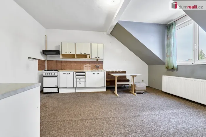 Prodej rodinného domu, Karlovy Vary - Stará Role, Dlouhá, 397 m2