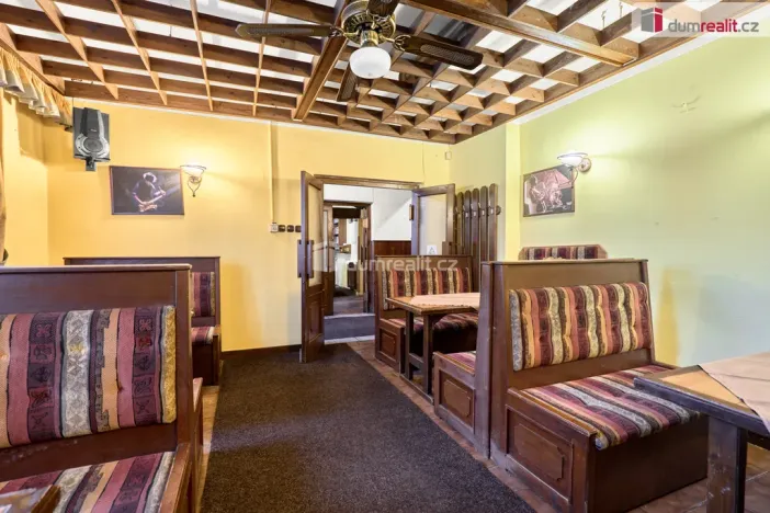 Prodej rodinného domu, Karlovy Vary - Stará Role, Dlouhá, 397 m2