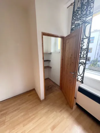 Pronájem bytu 2+kk, Praha - Michle, Pobočná, 44 m2