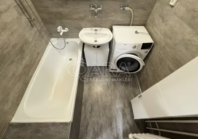 Pronájem bytu 2+kk, Praha, U pramene, 46 m2