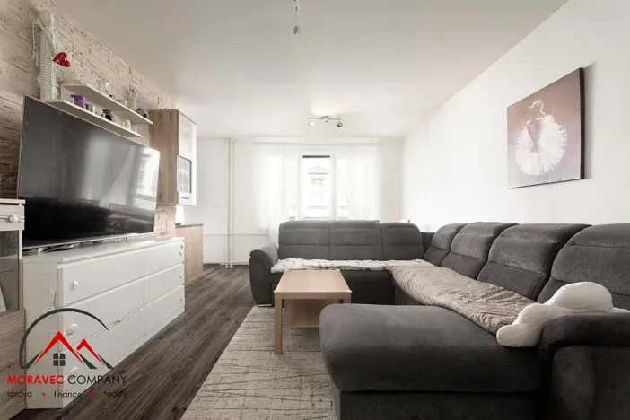 Pronájem bytu 3+kk, Opava, Kasárenská, 62 m2