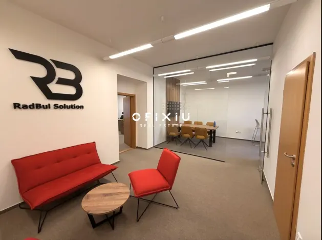 Pronájem kanceláře, Brno, Jakubské náměstí, 71 m2