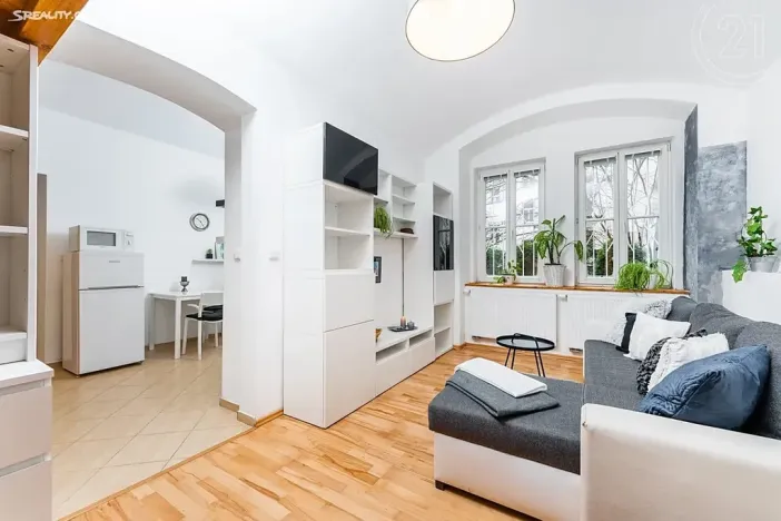 Prodej bytu 2+kk, Praha - Smíchov, Grafická, 49 m2