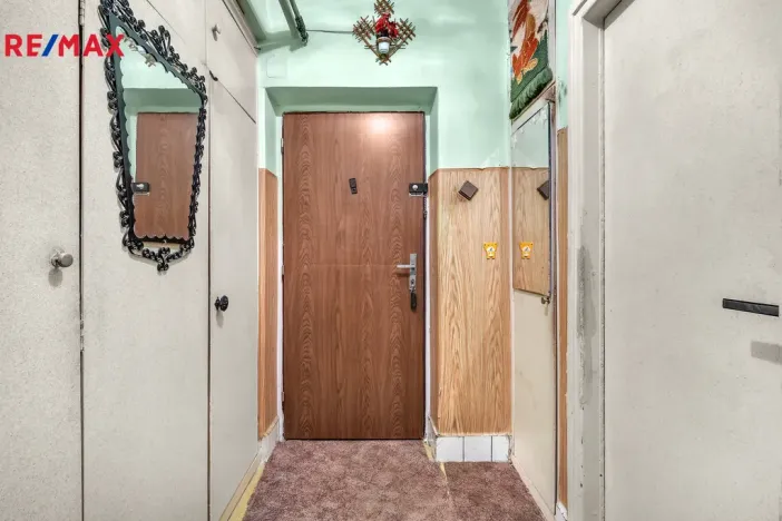 Prodej bytu 2+1, Chvaletice, 9. května, 53 m2