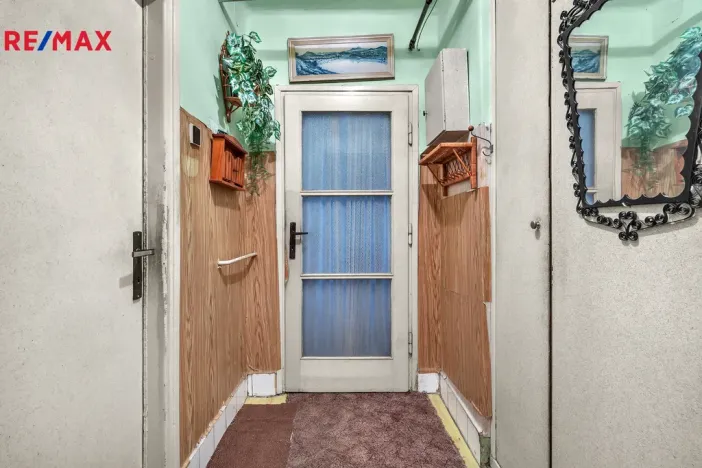 Prodej bytu 2+1, Chvaletice, 9. května, 53 m2