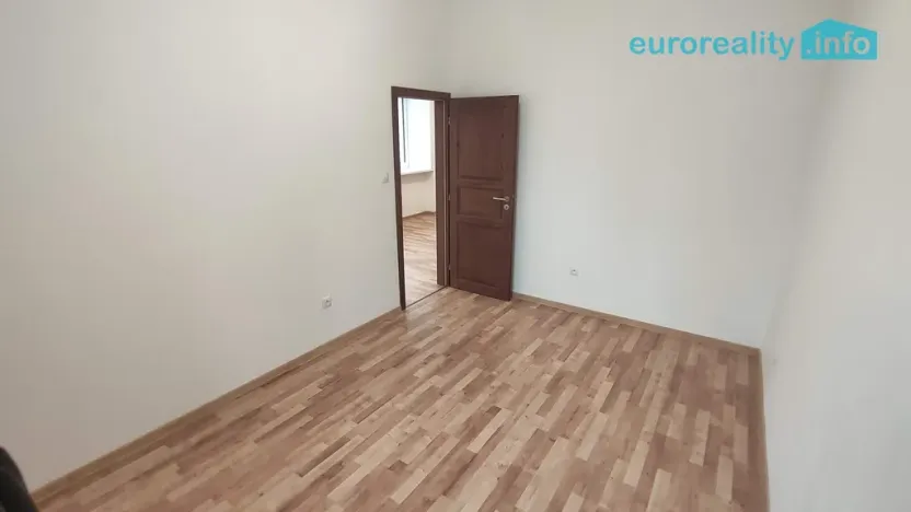 Pronájem bytu 3+kk, Luby, Revoluční, 56 m2