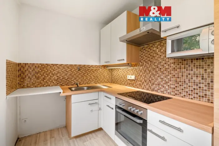 Pronájem bytu 2+1, Ústí nad Labem - Bukov, Kosmonautů, 53 m2