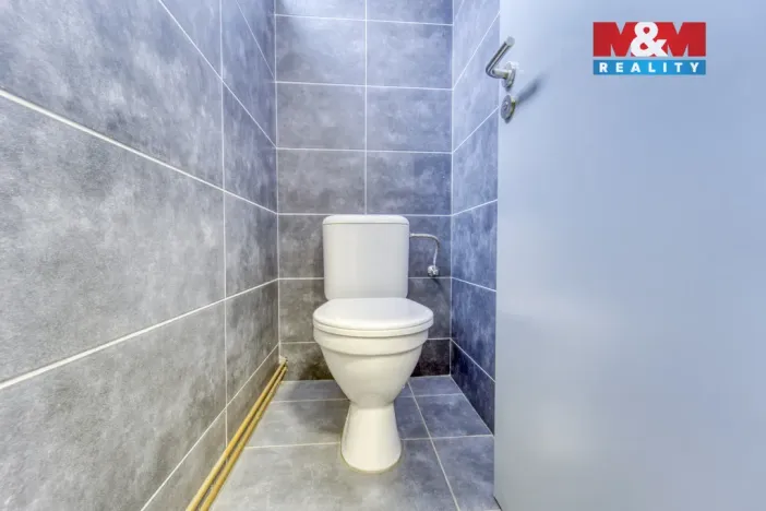 Pronájem výrobních prostor, Rokycany - Nové Město, Dukelská, 676 m2