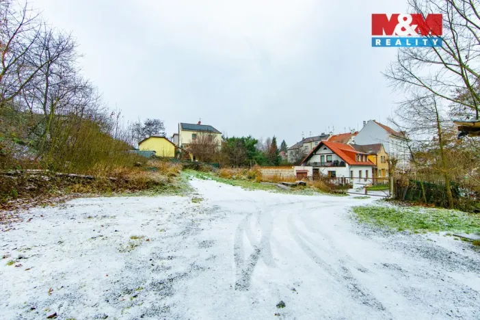 Pronájem pozemku, Plzeň, U Pošty, 1000 m2