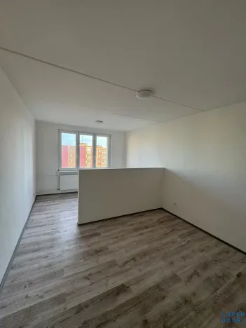 Pronájem bytu 2+1, Chomutov, Kamenná, 61 m2